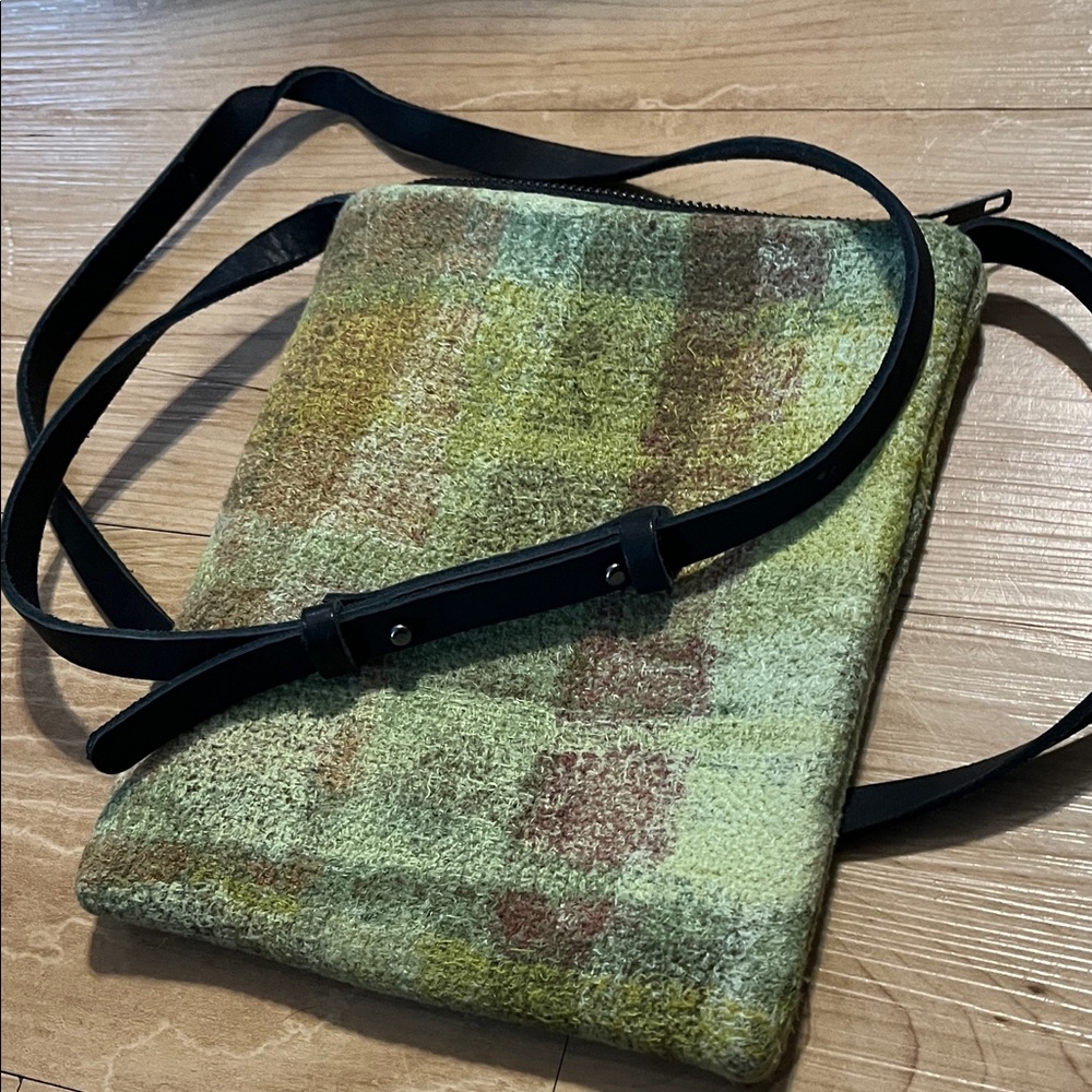 Stylish Patchwork Crossbody Bag Set - image 6